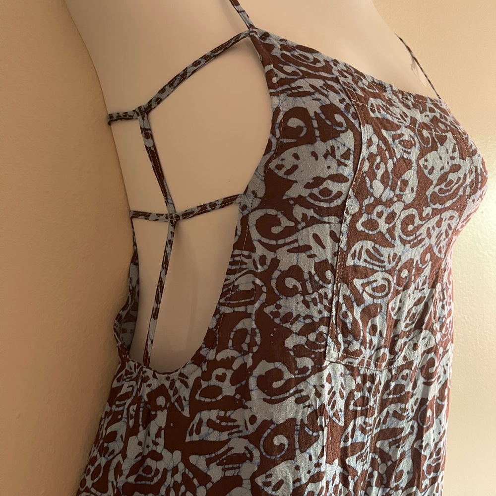 Sleeveless Brown & Light Blue Printed Jumpsuit - Picture 4 of 8
